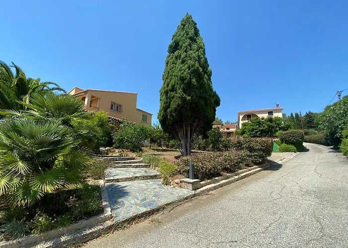 Marie Diane - Laurier Des Bois Appartement *